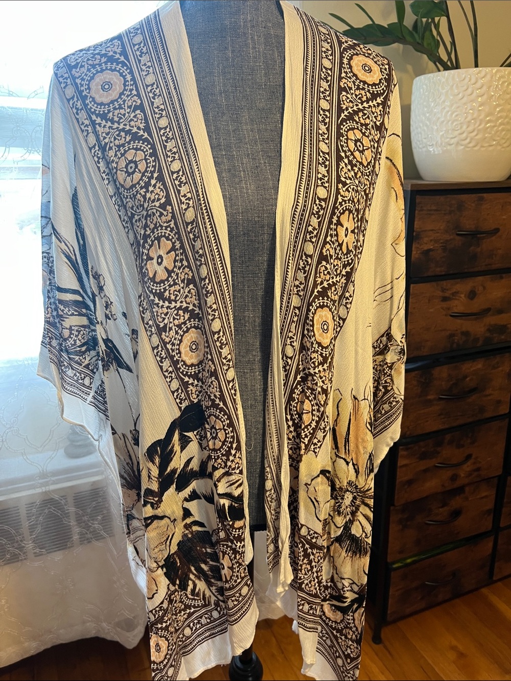 NWT Neutral Color Wrap, Cover Up or a 3rd Layering Piece